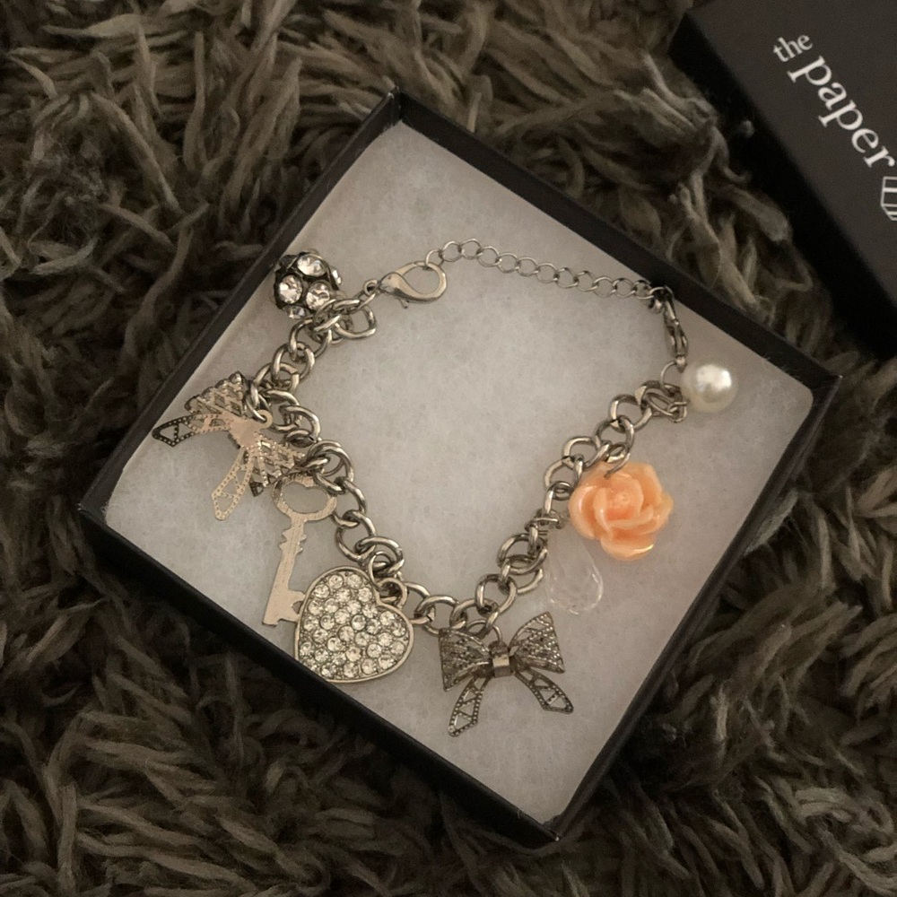 Charm bracelet